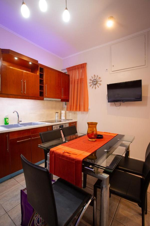 Efis Apartment Down Town Perfect Location نافبكْتوس المظهر الخارجي الصورة